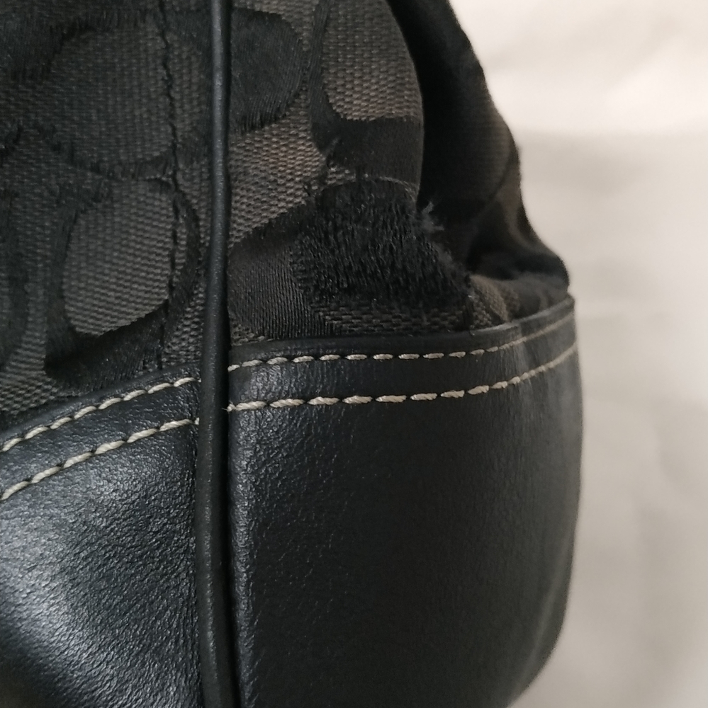Coach Hampton Signature Black Canvas Satchel Handbag Shoulder bag - Picture 3 of 17